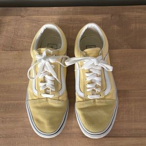Van butter yellow classics